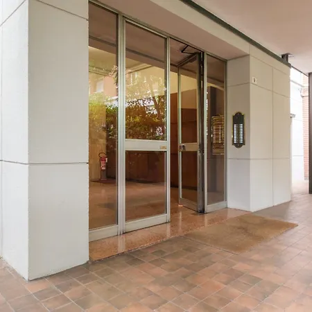 Appartement Classic And Elegant Style In Old Town